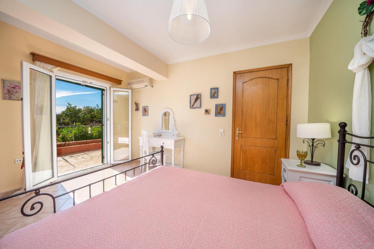 Artemis Superb 2 Bedroom Apartment 700 M Away From The Beach Minia Exteriör bild