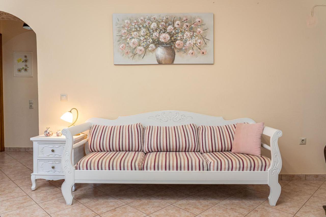 Artemis Superb 2 Bedroom Apartment 700 M Away From The Beach Minia Exteriör bild