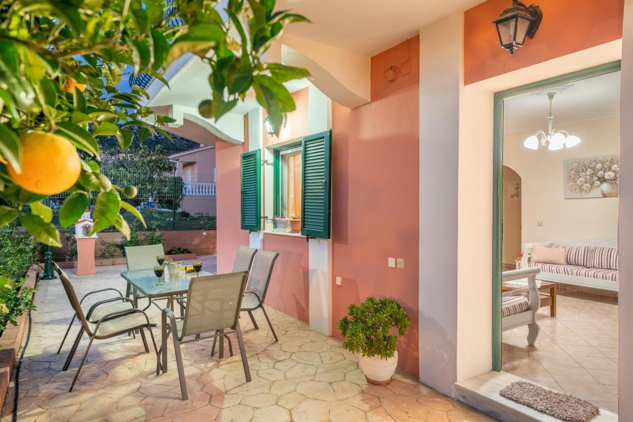 Artemis Superb 2 Bedroom Apartment 700 M Away From The Beach Minia Exteriör bild