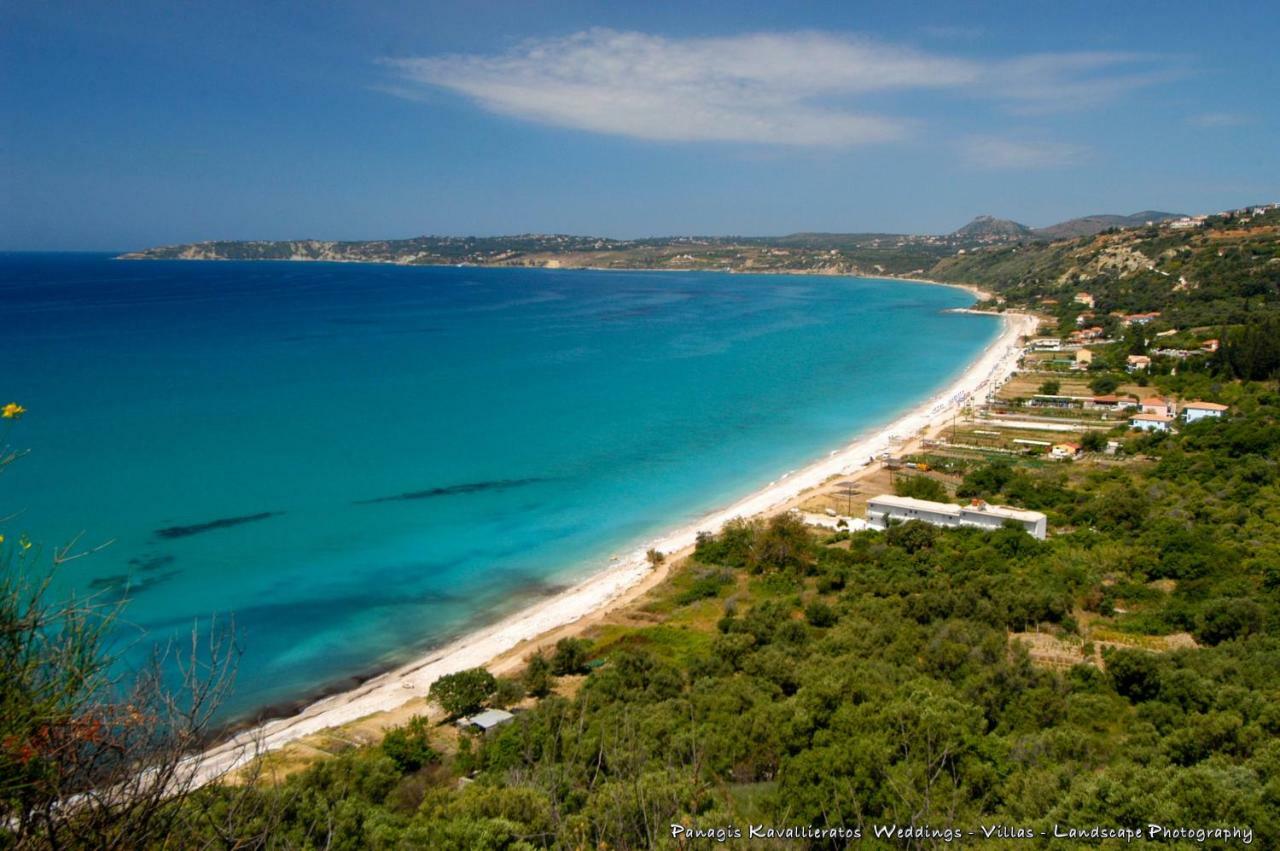Artemis Superb 2 Bedroom Apartment 700 M Away From The Beach Minia Exteriör bild